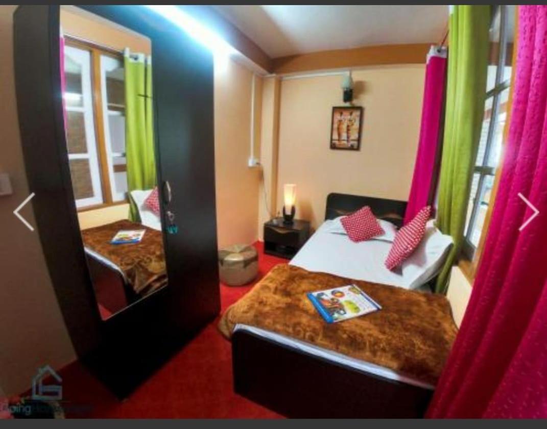 Sumnima Homestay Darjeeling  Buitenkant foto